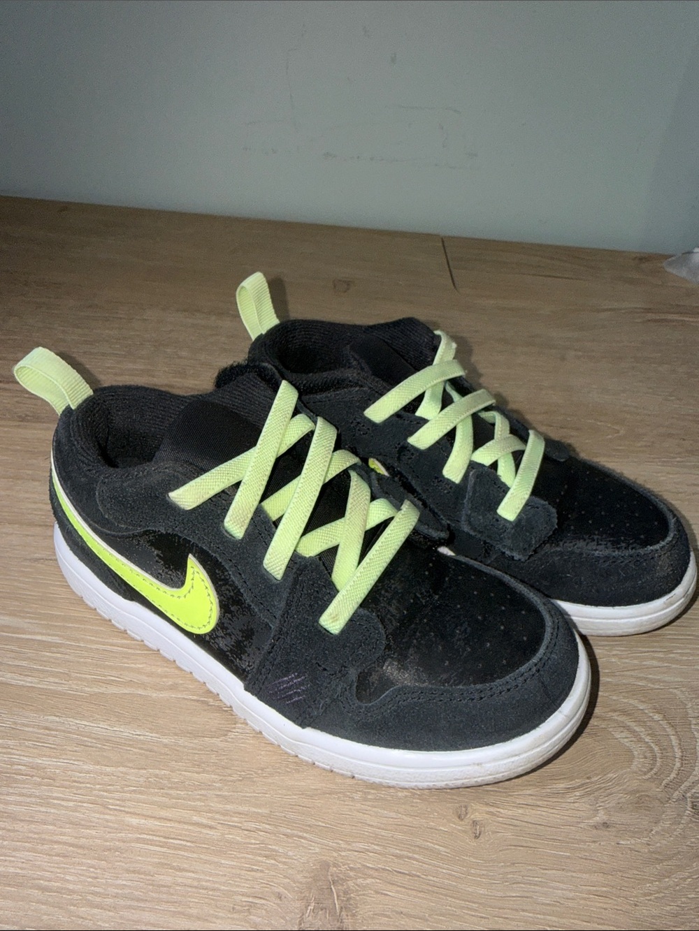 Nike Kids Black Sneakers with Neon Yellow/green Accents